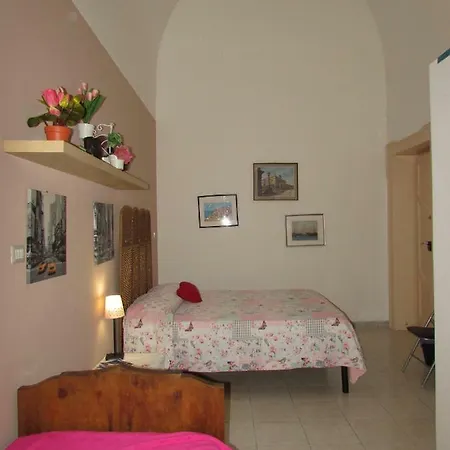Mi Casa Es Tu Casa Vendégház 2*